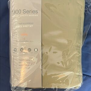 1800 Series Queen 4-Piece Sheet Set - Sage Green